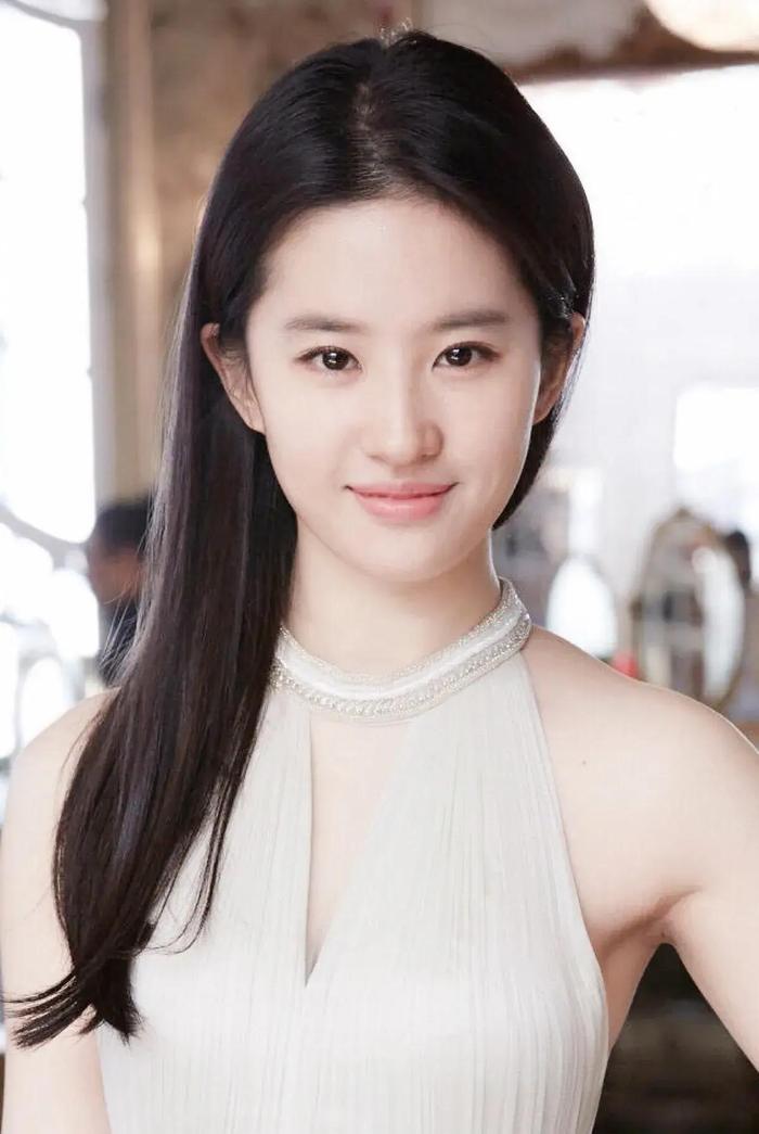 中国璀璨影坛之花，绝美女明星闪耀荧屏